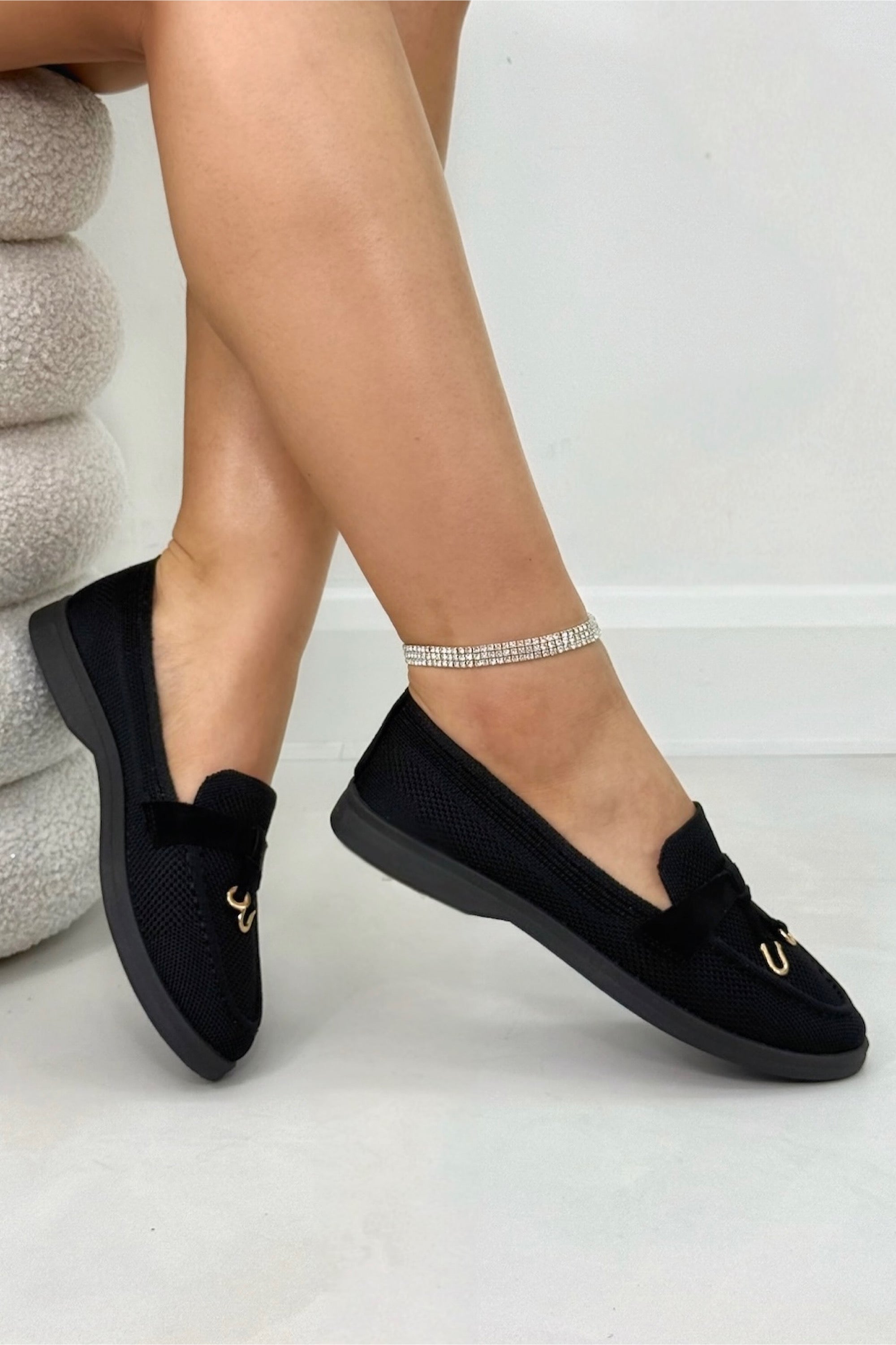 Glitzernde schwarze Loafer für Damen, ideal für Büro und Freizeit. 2