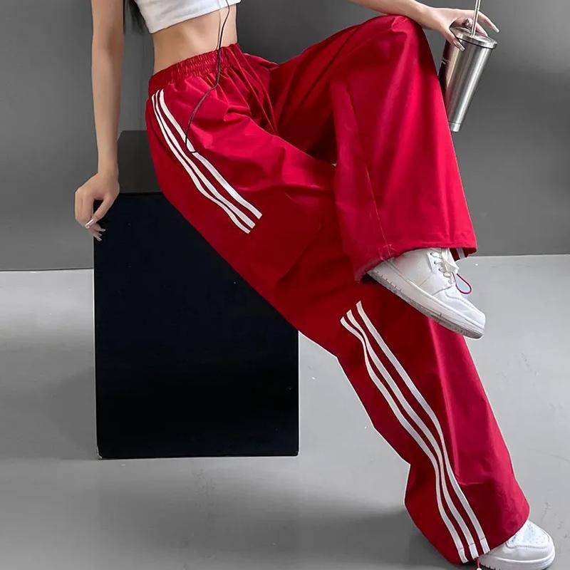 Bequeme Cargo Trackpants für Frauen in verschiedenen Farben. 4
