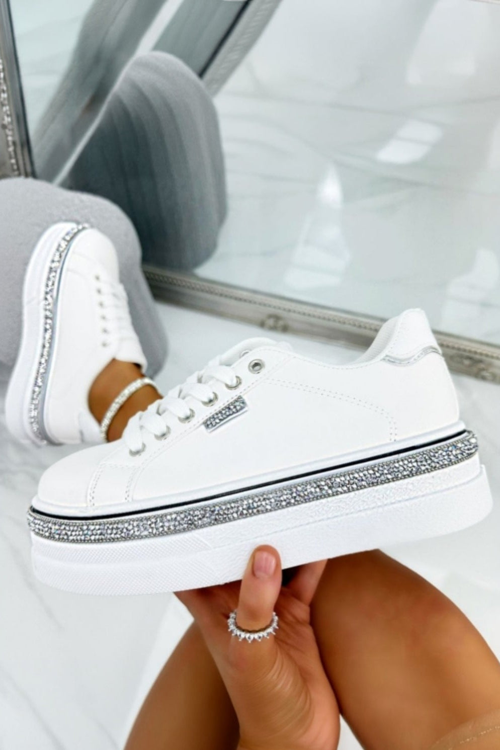 Glitzernde Plateau-Sneaker Weiß mit Kristallen 7