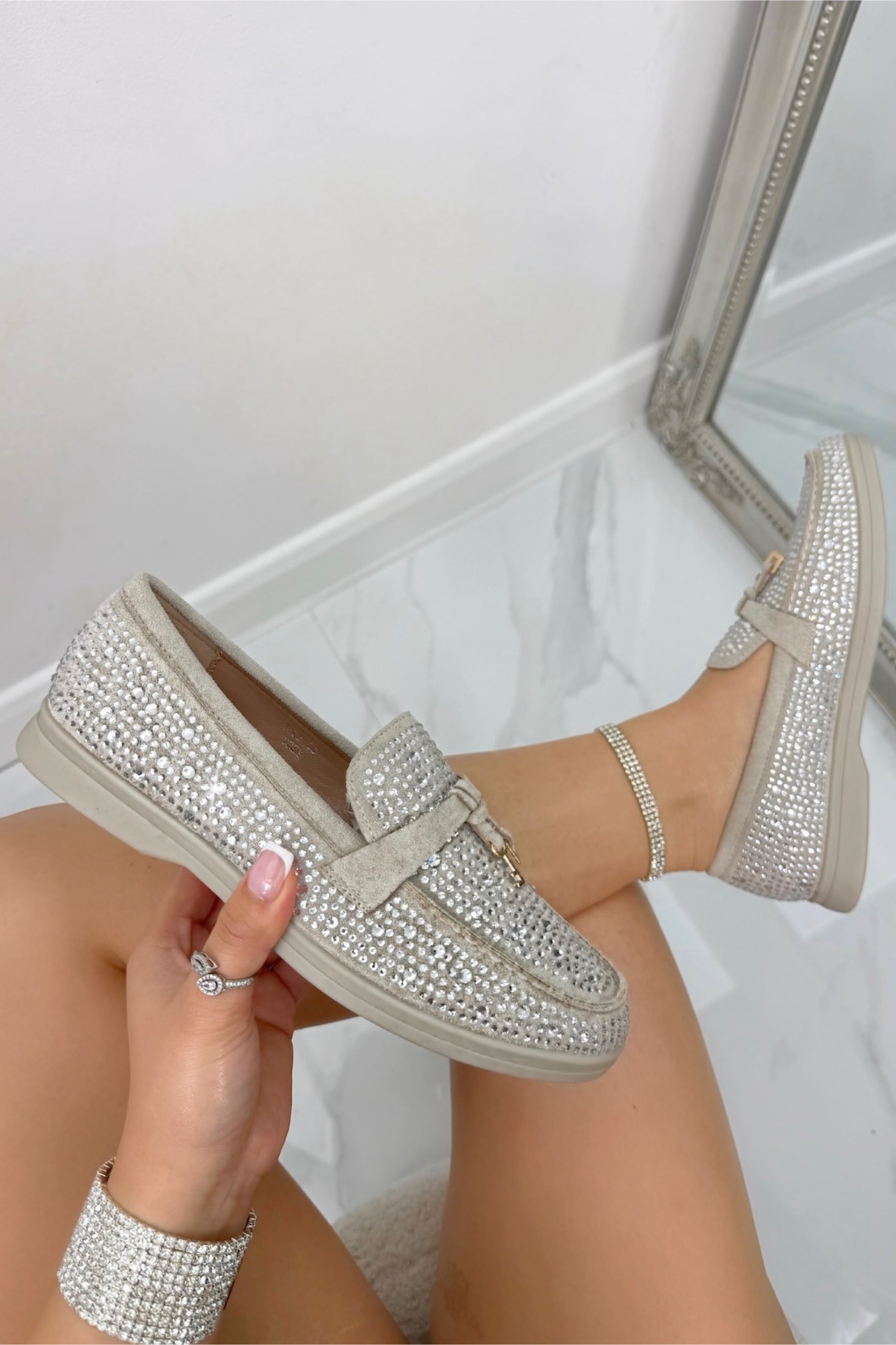 Elegante Kristall Luna Slip-On Loafer in Grau 2