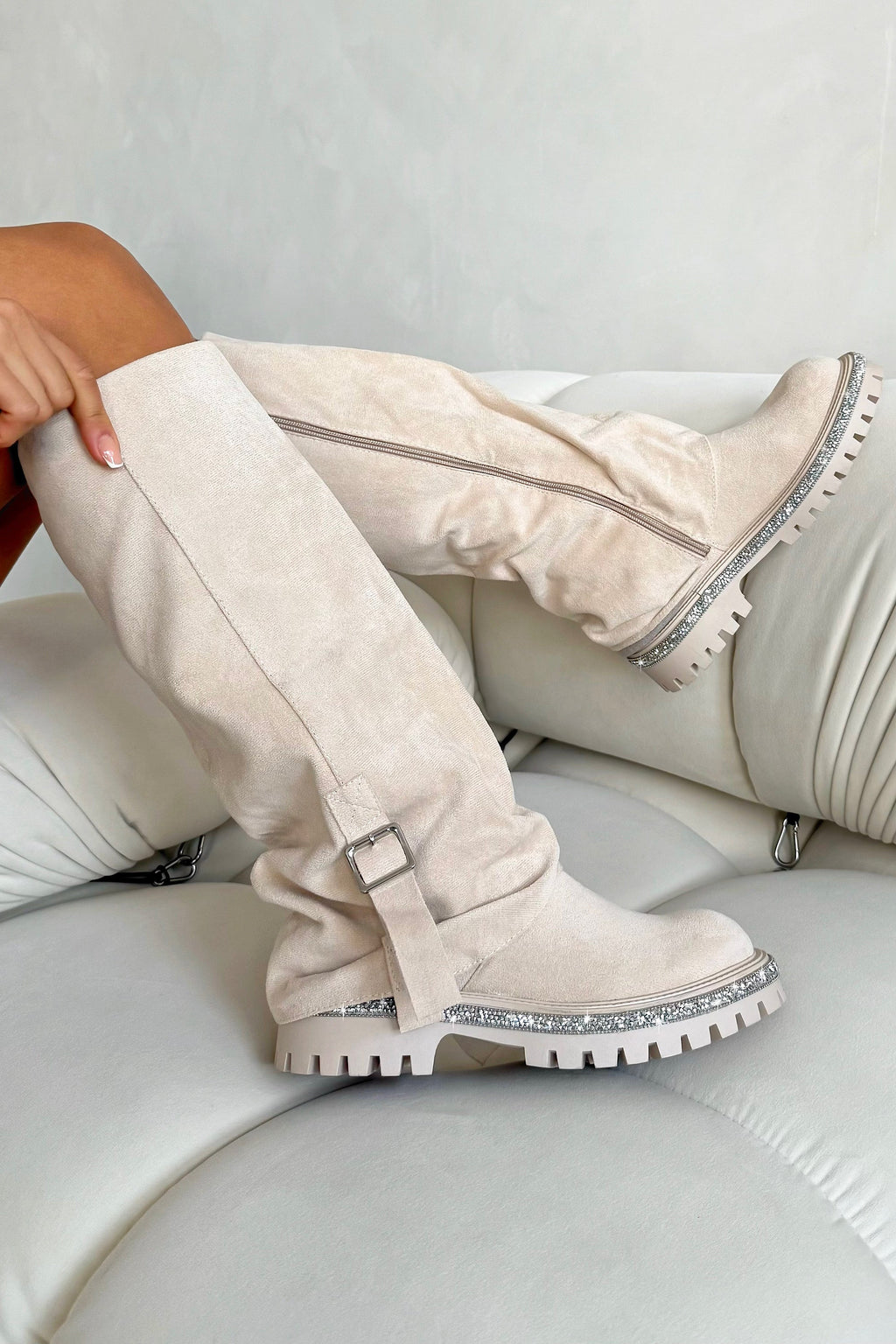 Kristallbesatz Wild Obsession Knöchelhohe Stiefel in Nude