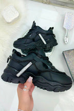 Klobige Sneaker Schwarz mit Kristallakzenten 2