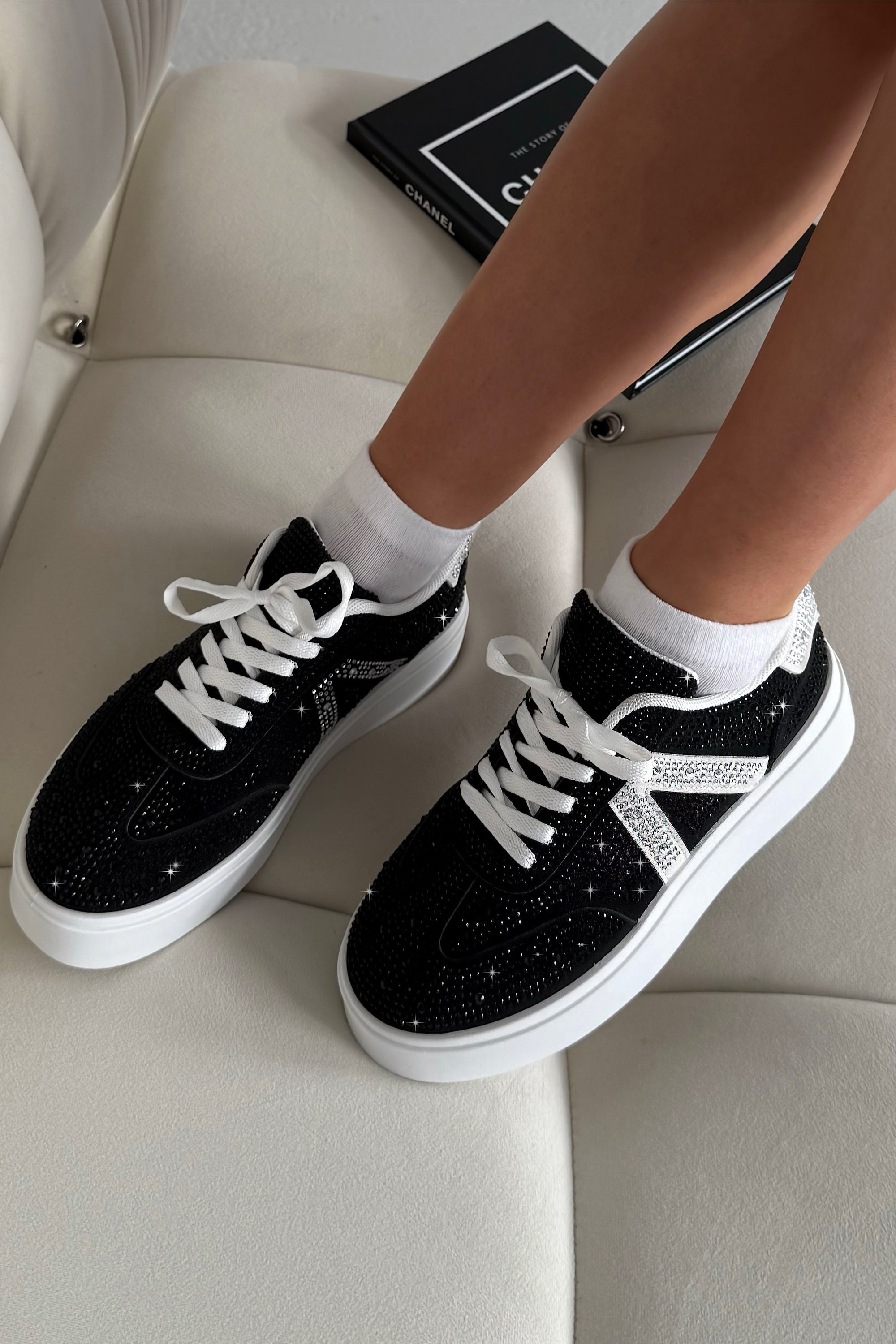 Modische Plattform-Sneaker Schwarz 2