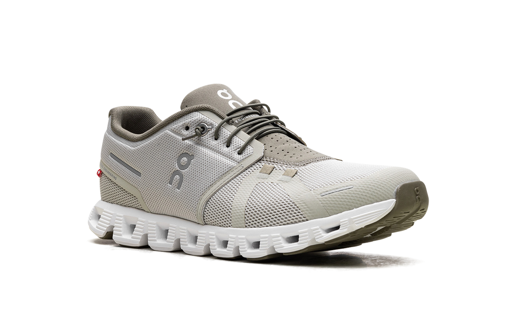 On Running Cloud 5 Chalk Grove Sneaker in Beige mit atmungsaktivem Mesh-Obermaterial. 5