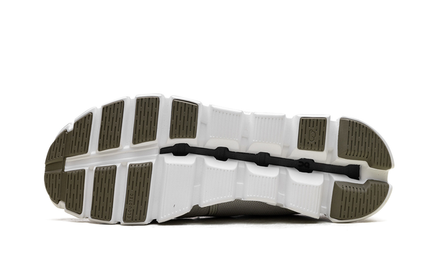 On Running Cloud 5 Chalk Grove Sneaker in Beige mit atmungsaktivem Mesh-Obermaterial. 6