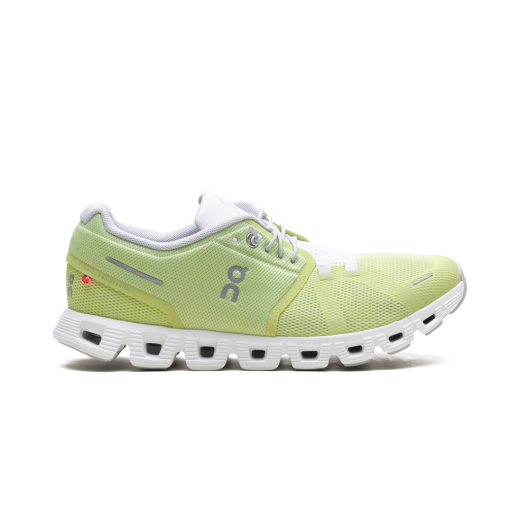 On Running Cloud 5 Hay Frost atmungsaktiver Sneaker in elegantem Design.