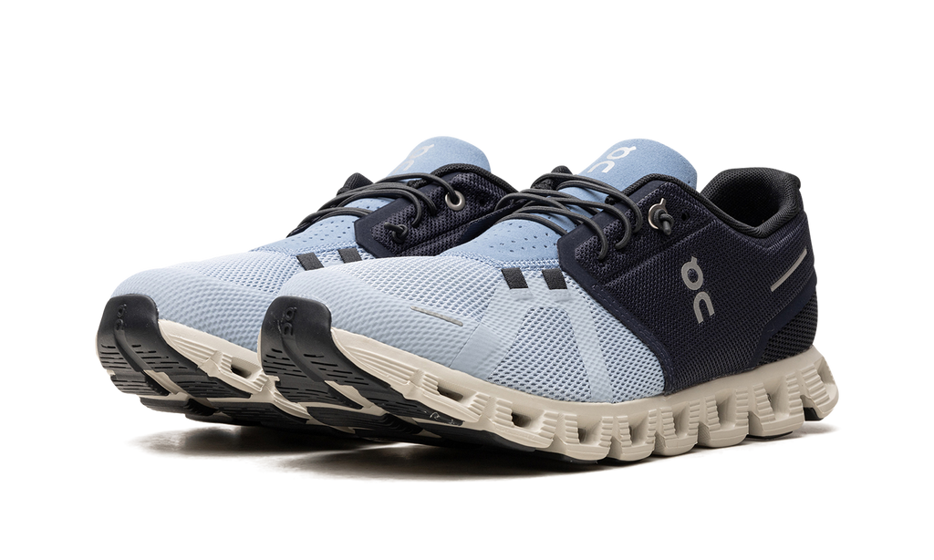 On Running Cloud 5 Sneaker in Mitternacht und Chambray 2