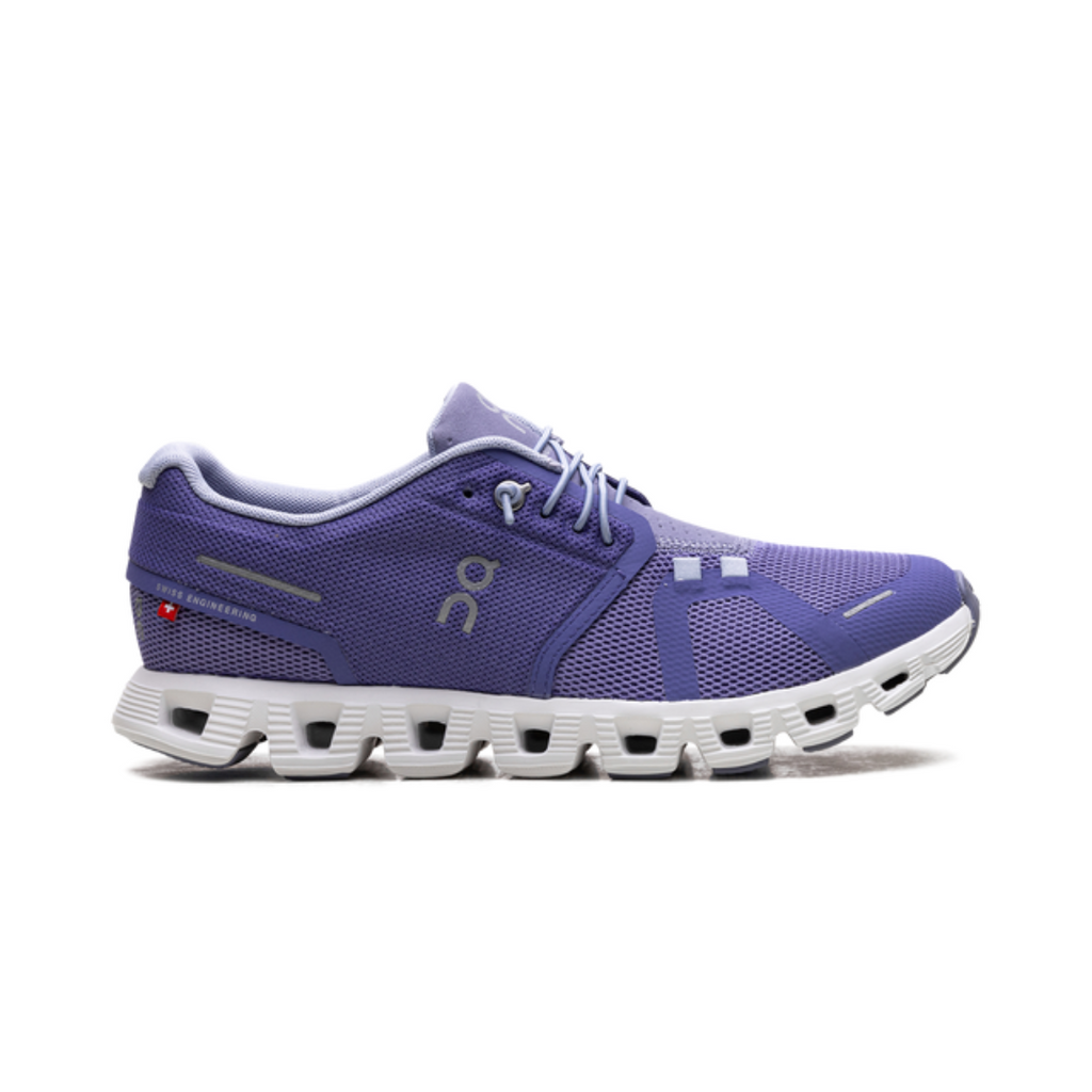 On Running Cloud 5 Waterproof elegante Sneaker in Blau