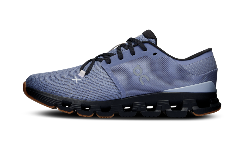 On Running Cloud X 4 Feder Schwarz sportlicher Laufschuh 2