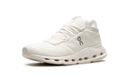 On Running Cloudnova Nachhaltige-Weiße Sneaker für den täglichen Gebrauch. 4