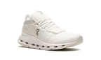 On Running Cloudnova Nachhaltige-Weiße Sneaker für den täglichen Gebrauch. 5