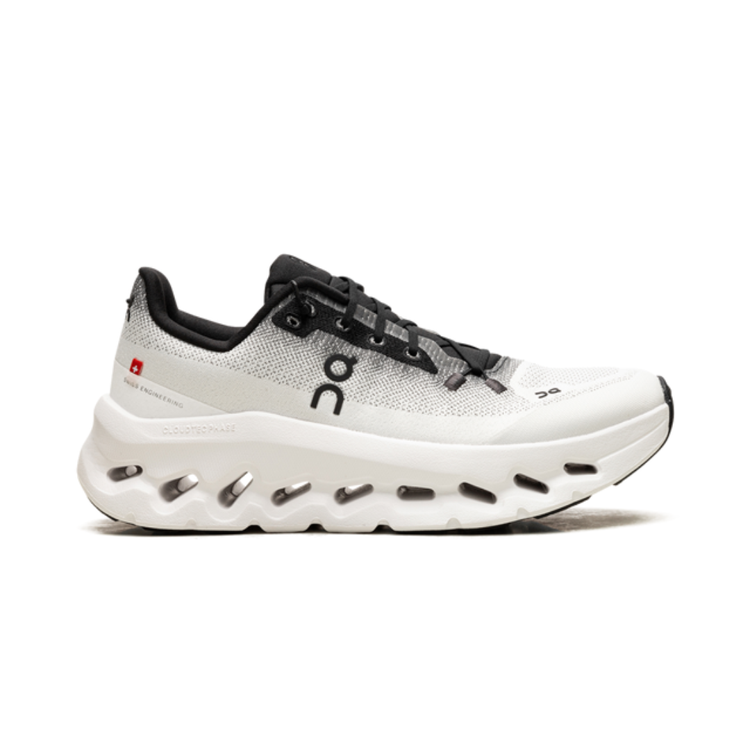 On Running Cloudtilt Komfortschuh in Gletschergrau und Resedagrün