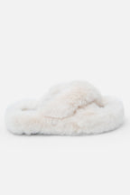 Bequeme plüschige Slipper für Damen in Nude 6