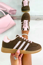 Sneaker mit Streifen und Kristallen in Braun