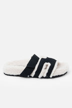 Gemütliche Snuggle Chic Slipper Sliders in Schwarz für ultimativen Komfort. 6