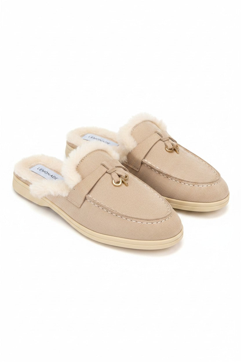 Gemütliche Velvet Crush Slip On Clog Mules in Nude mit Samtoberteil und Kunstfellfütterung. 6